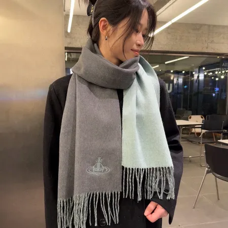 スーパーコピー ヴィヴィアン・ウエストウッド マフラー