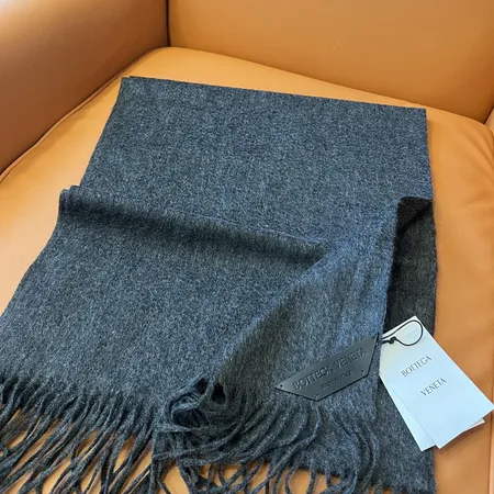 スーパーコピー フェンディ マフラー