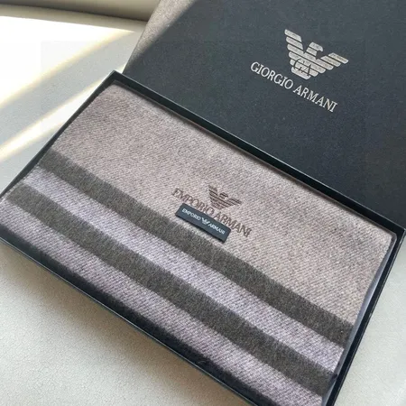 スーパーコピー フェンディ マフラー