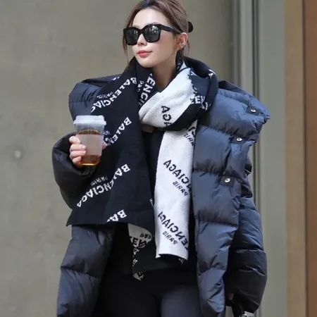  スーパーコピー バレンシアガ マフラー