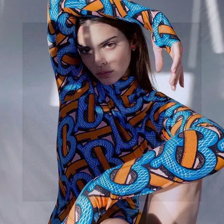  スーパーコピー バーバリー ス 水着