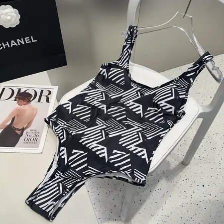  スーパーコピー シャネル 水着