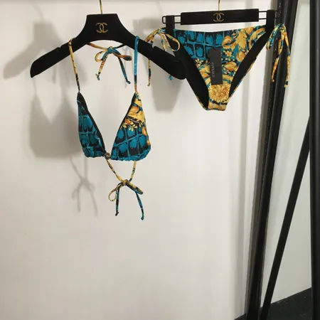  スーパーコピー シュプリーム 水着