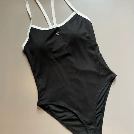 スーパーコピー シャネル 水着