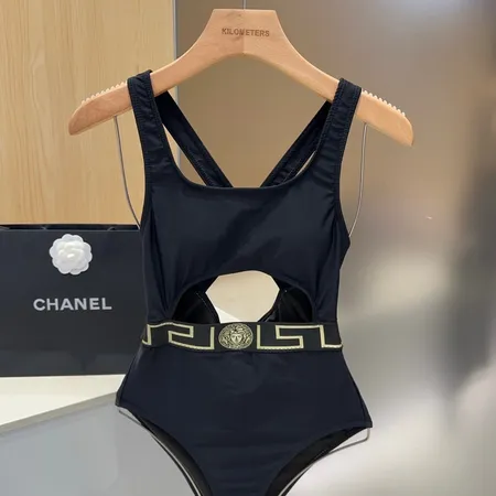 スーパーコピー ヴェルサーチ 水着