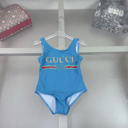 スーパーコピー グッチ 水着