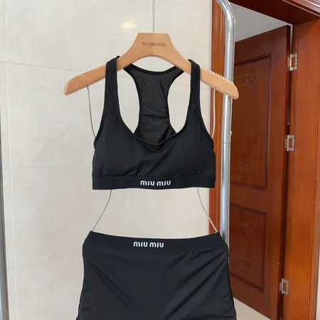  スーパーコピー ミュウミュウ 水着