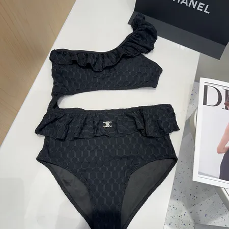 スーパーコピー セリーヌ 水着