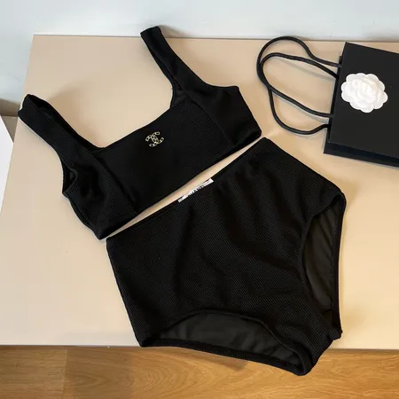 スーパーコピー シャネル 水着