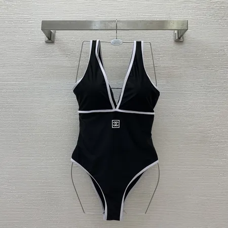 スーパーコピー シャネル 水着