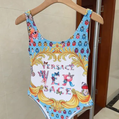 スーパーコピー ヴェルサーチ 水着
