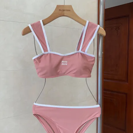 スーパーコピー ミュウミュウ 水着