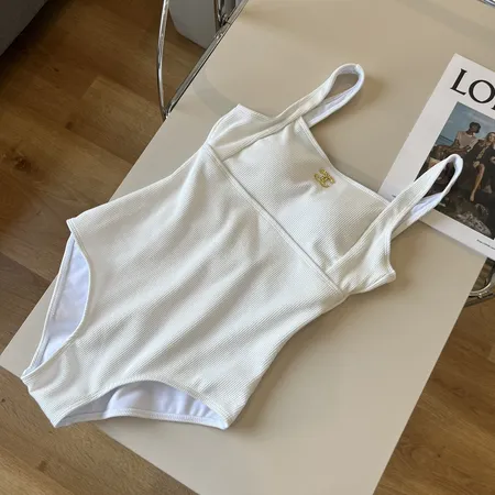 スーパーコピー シャネル 水着