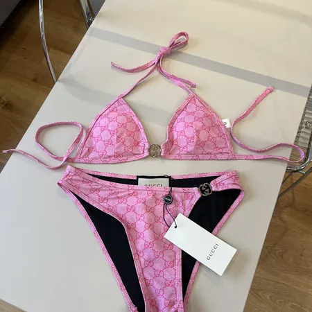 スーパーコピー グッチ 水着