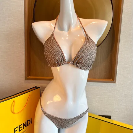 スーパーコピー フェンディ 水着