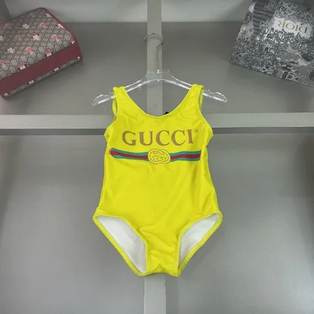 スーパーコピー グッチ 水着