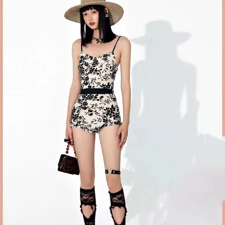 スーパーコピー シャネル 水着