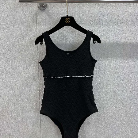スーパーコピー シャネル 水着