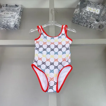 スーパーコピー グッチ 水着