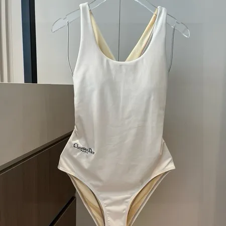 スーパーコピー ディオール 水着