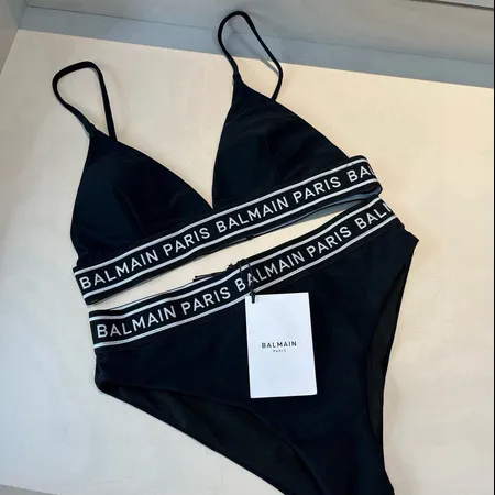 スーパーコピー セリーヌ 水着