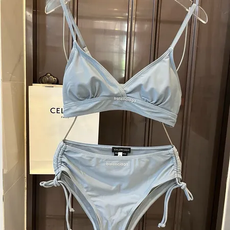  スーパーコピー セリーヌ 水着