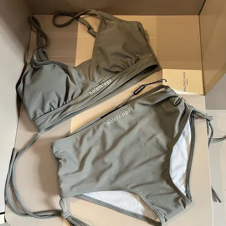  スーパーコピー セリーヌ 水着