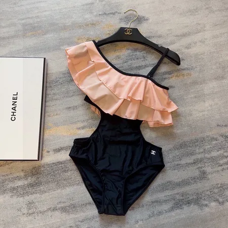 スーパーコピー シャネル 水着