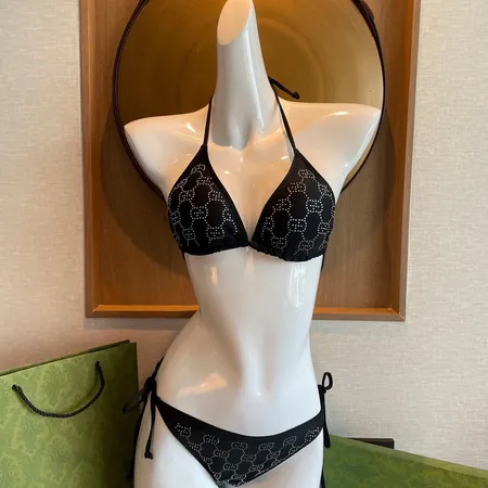 スーパーコピー グッチ 水着