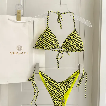  スーパーコピー シュプリーム 水着