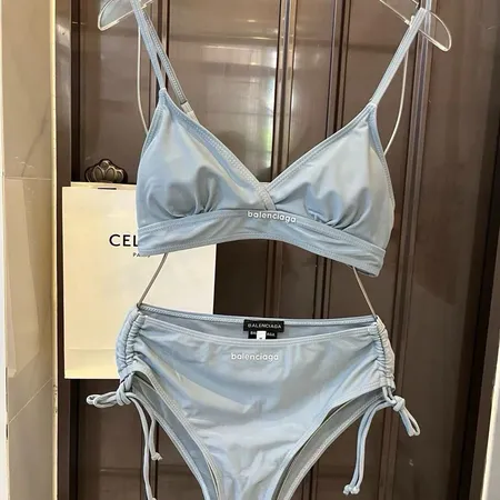  スーパーコピー セリーヌ 水着