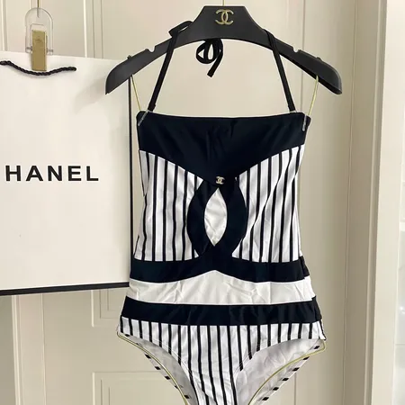 スーパーコピー シャネル 水着