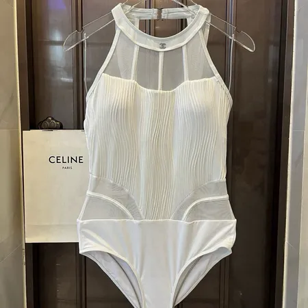 スーパーコピー シャネル 水着