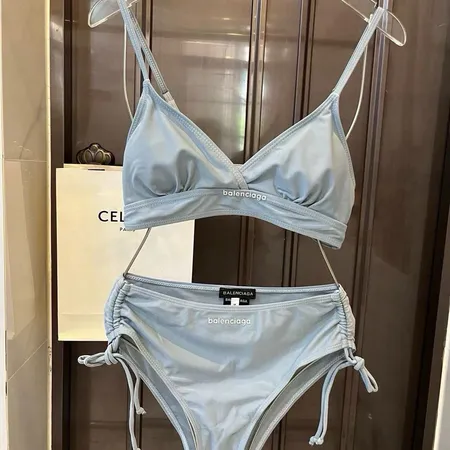  スーパーコピー セリーヌ 水着