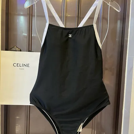 スーパーコピー シャネル 水着