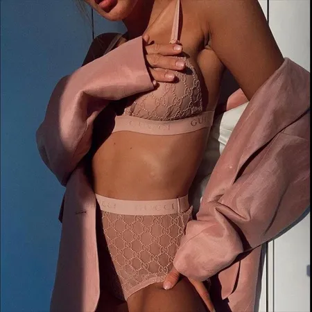 スーパーコピー グッチ 水着