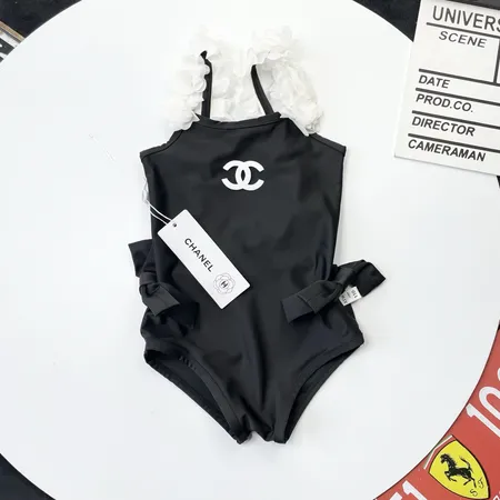 スーパーコピー シャネル 水着