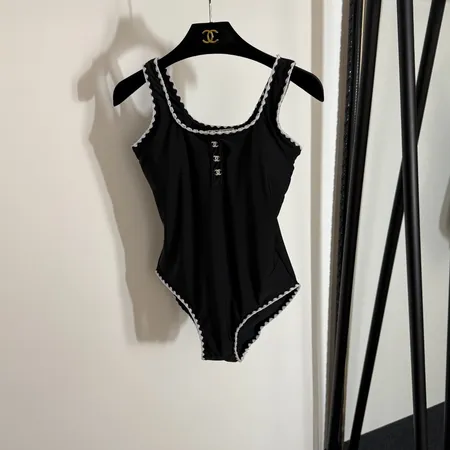 スーパーコピー シャネル 水着