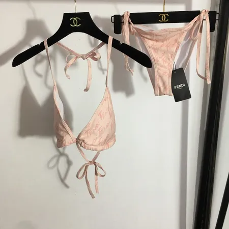 スーパーコピー フェンディ 水着