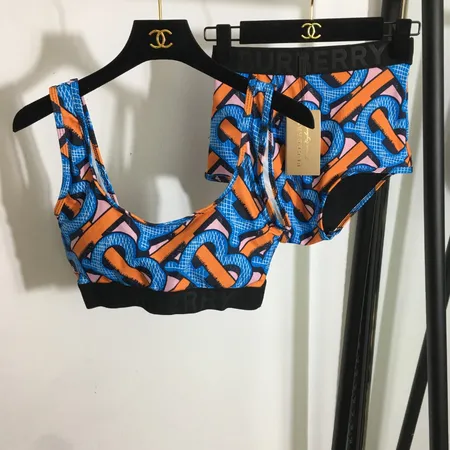 スーパーコピー バーバリー ス 水着