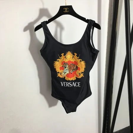  スーパーコピー シュプリーム 水着