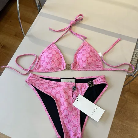 スーパーコピー グッチ 水着