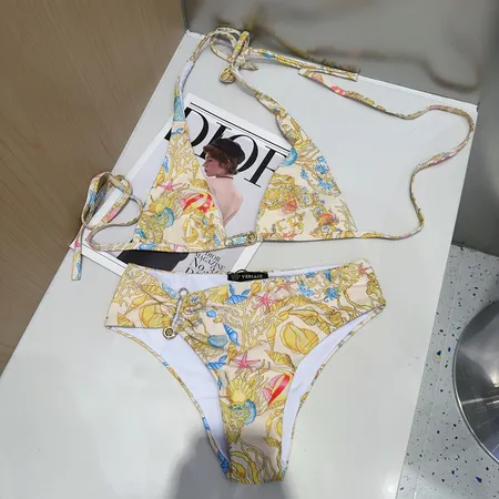  スーパーコピー シュプリーム 水着