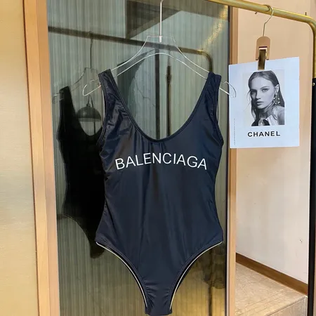  スーパーコピー セリーヌ 水着