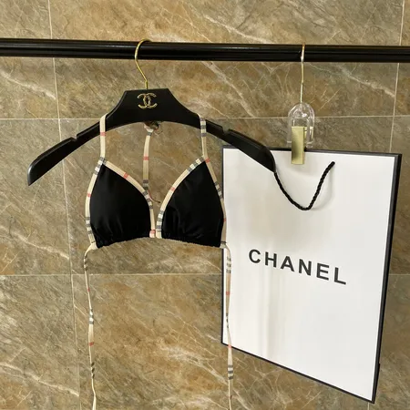 スーパーコピー バーバリー ス 水着