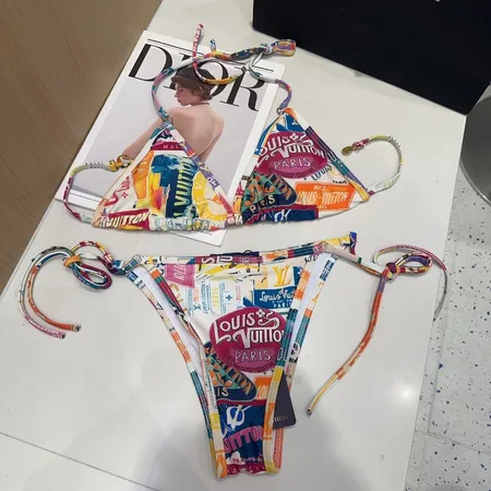 スーパーコピー シャネル 水着