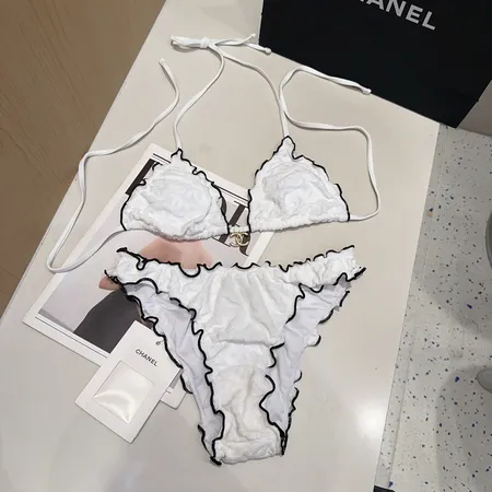 スーパーコピー シャネル 水着