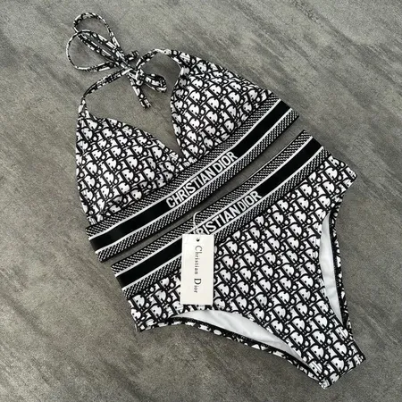  スーパーコピー グッチ 水着