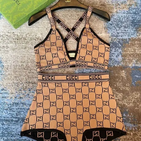  スーパーコピー ルイヴィトン 水着