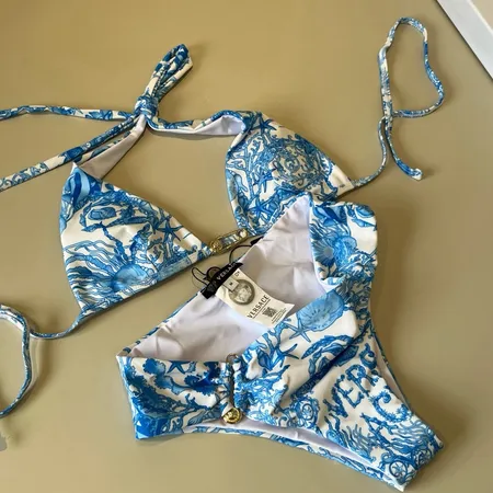 スーパーコピー ヴェルサーチ 水着